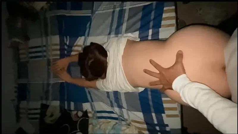 Lên giường với con ghệ nứng và cái kết